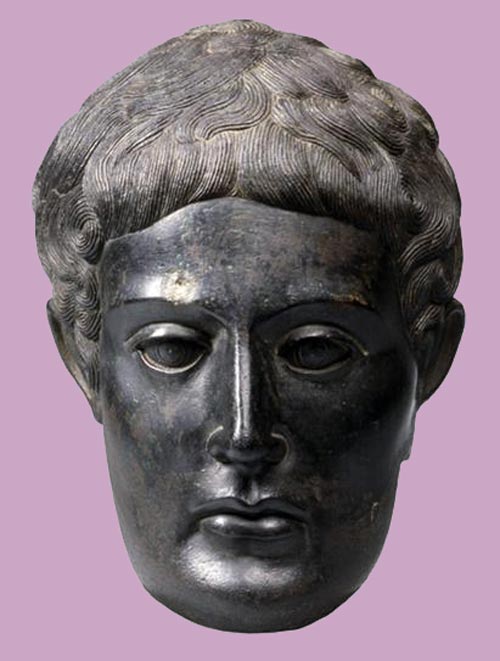 Parte anteriore di una testa maschile 375-350 AC (da un’isola del lago di Bolsena) bronzo, h 25,4 cm Londra, British Museum