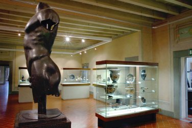 Una sala del Museo Archeologico di Firenze