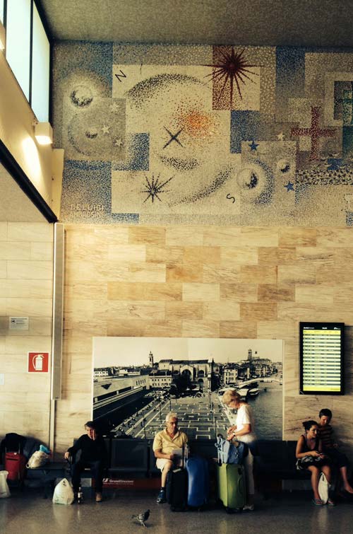 6 mosaico de luigi ambrosini venezia santa lucia foto rita el asmar