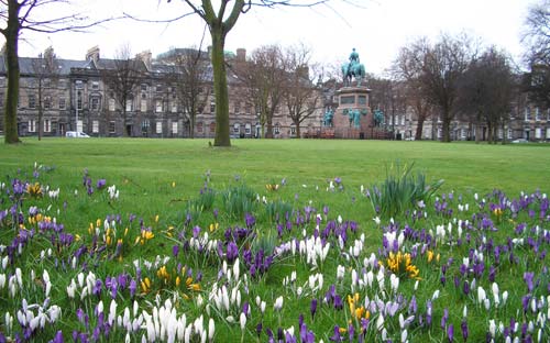 Inizio di primavera in Charlotte Square