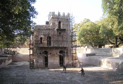 Gondar: La vasca per la cerimonia del Timkat (il cosiddetto Bagno di Fasilides)