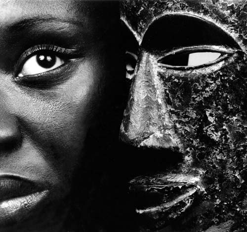 Angele Etoundi Essamba, Heritage 3, 1999, 70x100 cm, dibond et plexi