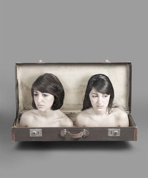 Gionata Xerra, Travellers: gemelle