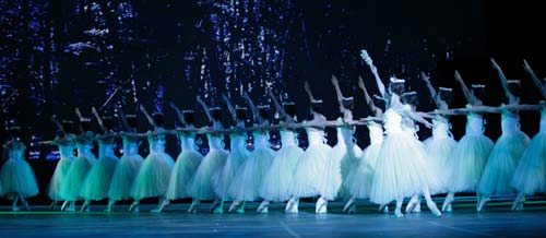 2 il ballet nacional de cuba-in-giselle