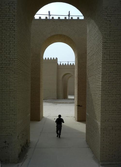 Babilonia, un interno delle Mura attuali dopo l'intensivo restauro