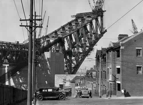 8 emil otto hoppe-sydney-harbour-bridge-from-the-south-side