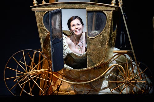 Nina Tarandek (Angelina)