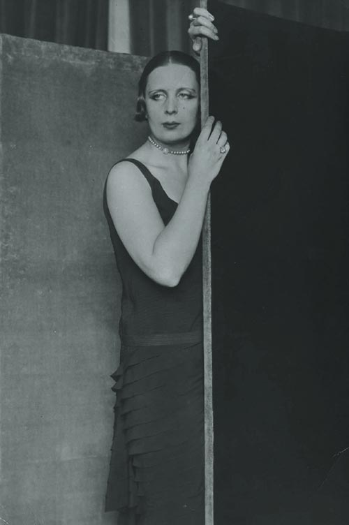 Pavel barchan tamara derriere un paravent 1927