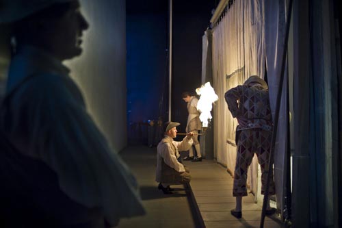 2 arlecchino servitore di due padroni-strehler-foto masiar pasquali