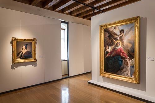 Pinacoteca, stanza con dipinti “Addolorata” e “Ritratto di Clara Maffei” di Francesco Hayez