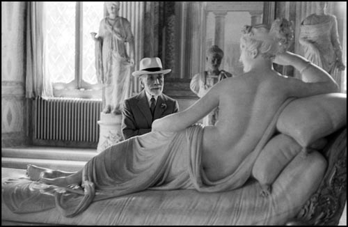6 david seymour bernard berenson-galleria borghese roma 1955