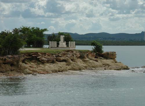 1 baia di bariay cristoforo colombo a cuba 1492-foto donata brugioni