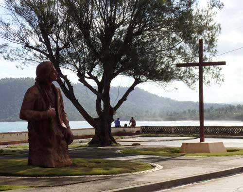 4 monumento a cristoforo colombo a baracoa-foto donata brugioni