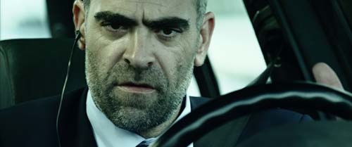 Desconocido resa dei conri 2