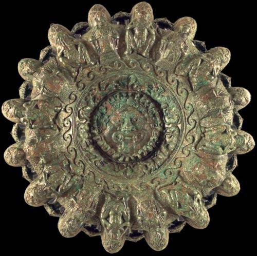 Lampadario-etrusco--maec