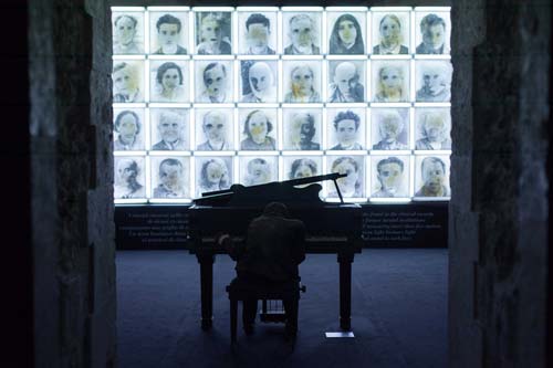 Stanza della Griglia, Museo della Follia