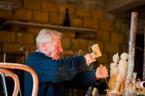 2 salvatore cirasa nel suo laboratorio foto di davide burcheri.2015
