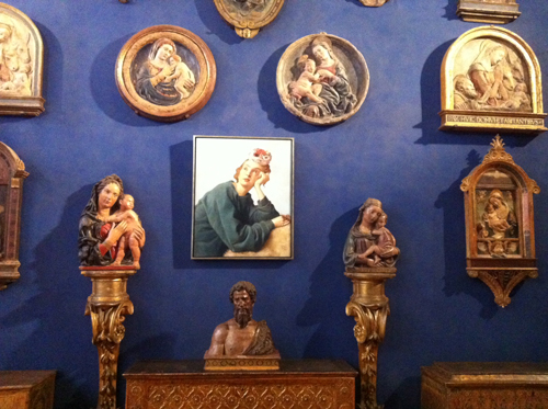 Particolare dell'allestimento nella Sala delle Madonne, Firenze, Museo Bardini