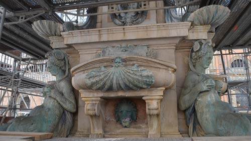 3 restauro nettuno giambologna-foto roberto ravaioli