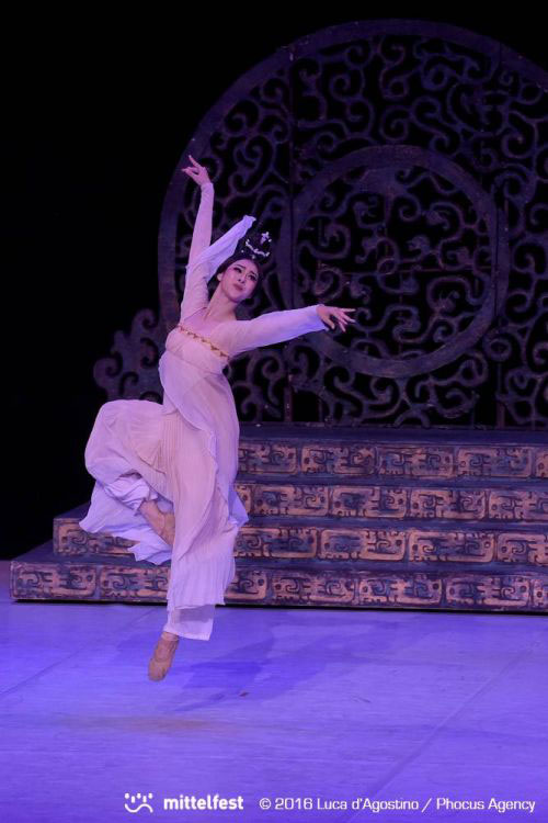 Shanshan Zhang (la Consorte del Duca)