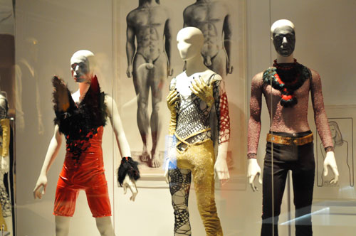 4 david bowie is bologna allestimento mostra