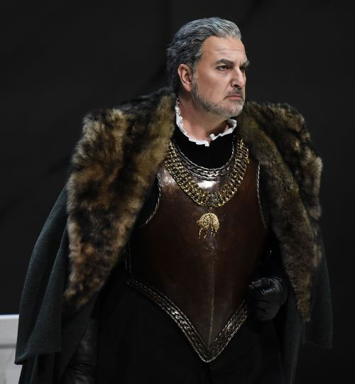Un momento del Don Carlo 2016 al Teatro Regio di Parma. In scena Michele Pertusi 