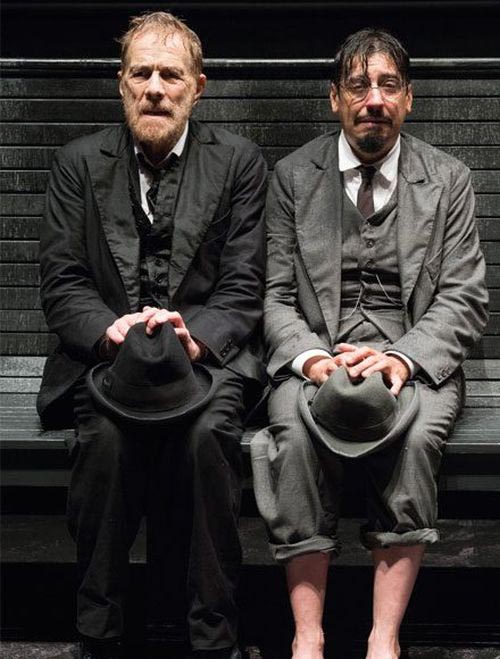 Luomo-dal-fiore-in-bocca 11