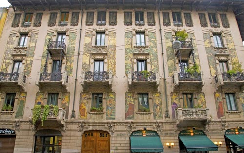 Palazzo liberty in via Malpighi a Milano