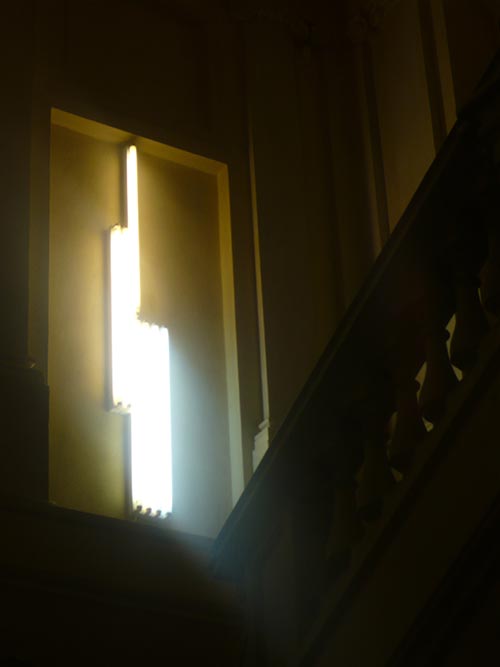 Dan Flavin: installazione luminosa, 1987, Collezione Panza