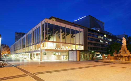01 aussenansichtoperfrankfurthq gross