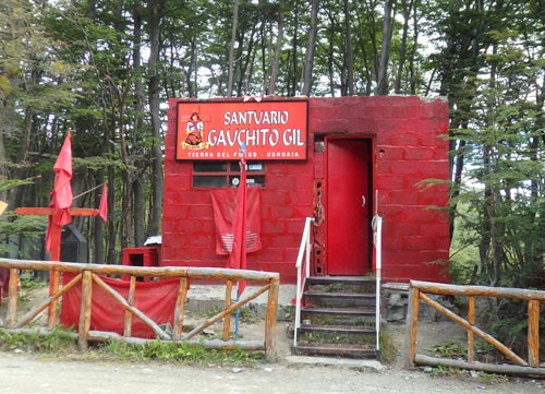 6 cappella a gauchito gil alle porte di ushuaia terra del fuoco foto donata brugioni