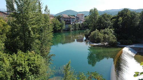 Il fiume Natisone dal giardino del 'Tempetto longobardo'